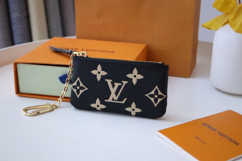 LV Wallets 166